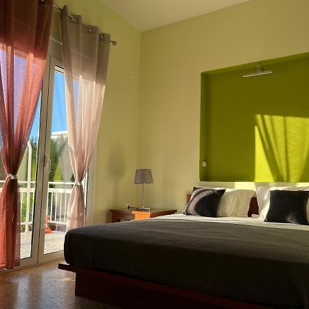 Athens Riviera: 2 Bed / 3' Walk From The Beach Agia Marina  Exterior photo